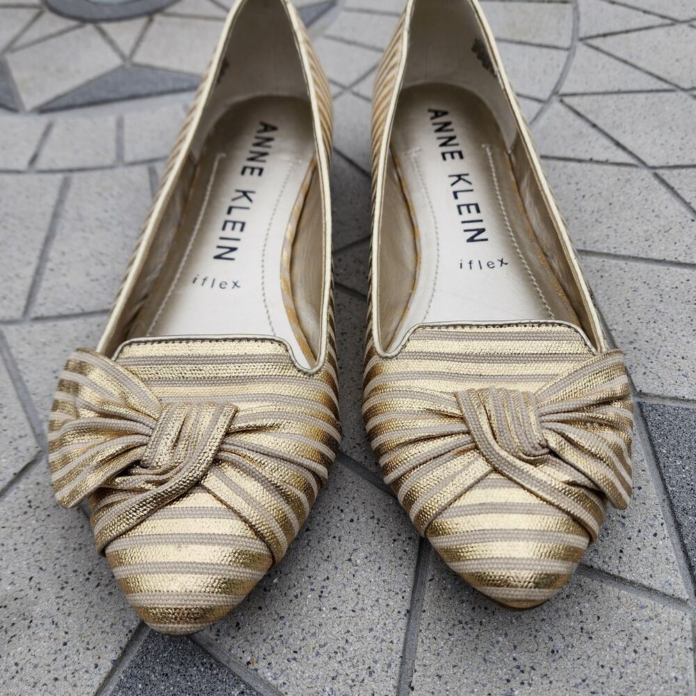 Anne Klein iFlex Breezey Striped Bow Gold Pumps 7.5 - Picture 4 of 11
